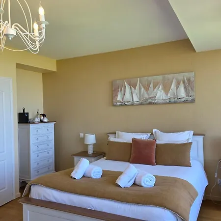 度假居 La Petite Tour De Lestuaire Panoramic Sea View & Private Terrace