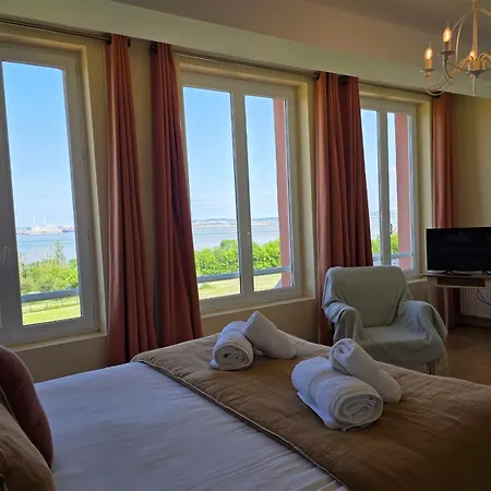La Petite Tour De Lestuaire Panoramic Sea View & Private Terrace 度假居 翁弗勒尔