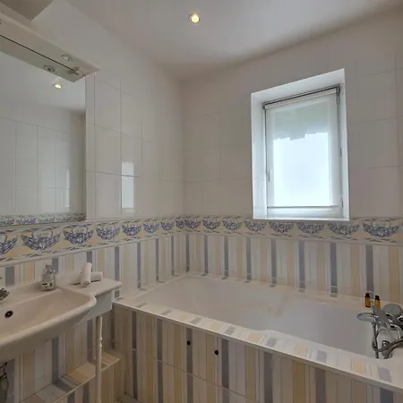 La Petite Tour De Lestuaire Panoramic Sea View & Private Terrace *